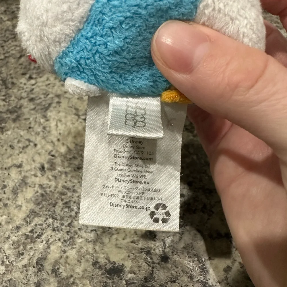 Disney Tsum Tsum Donald Duck Collectible Mini 3” Plush Toy